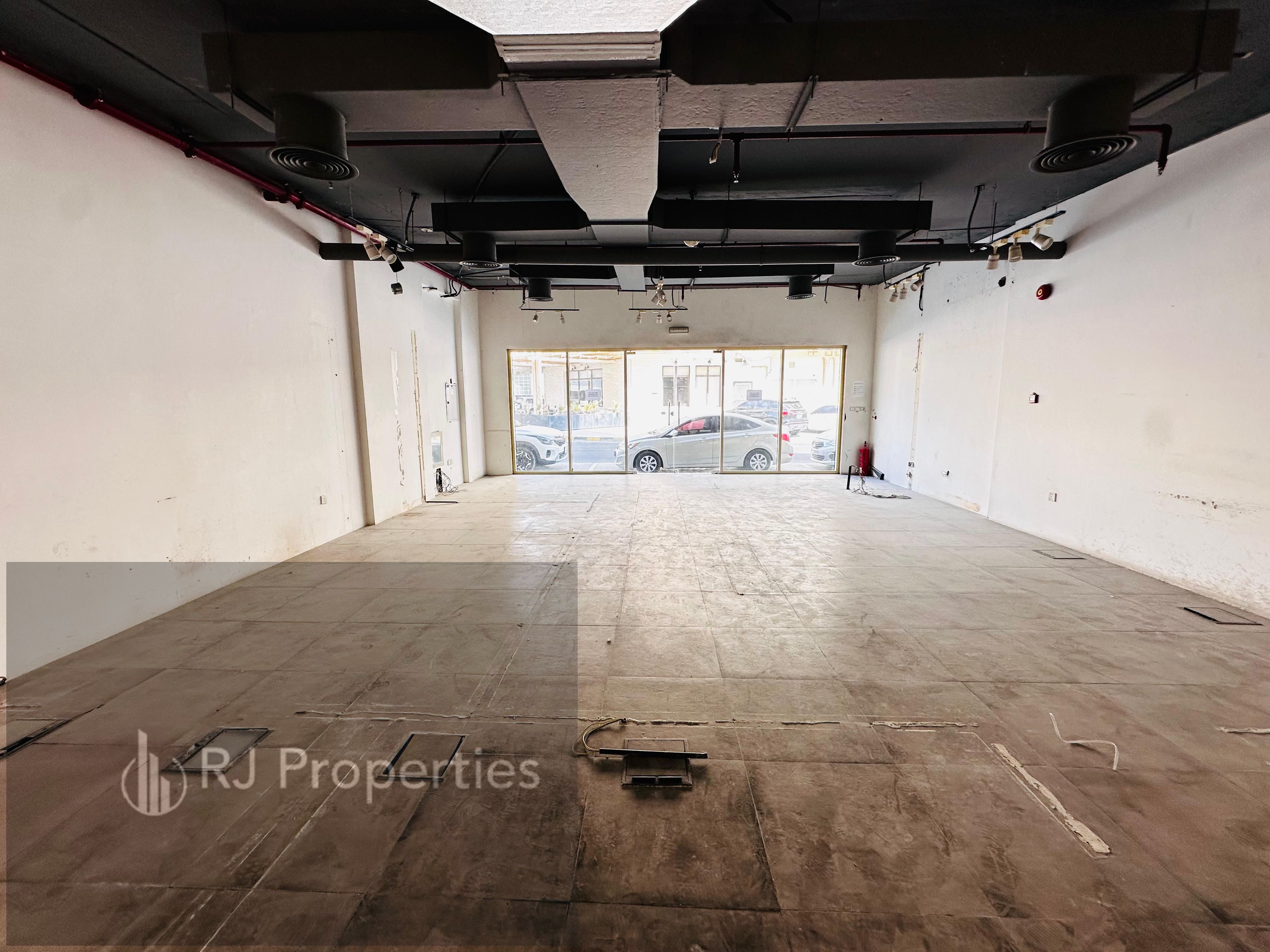 Luxury Huje Spacious Shop Bright Location Near Muwaileh park