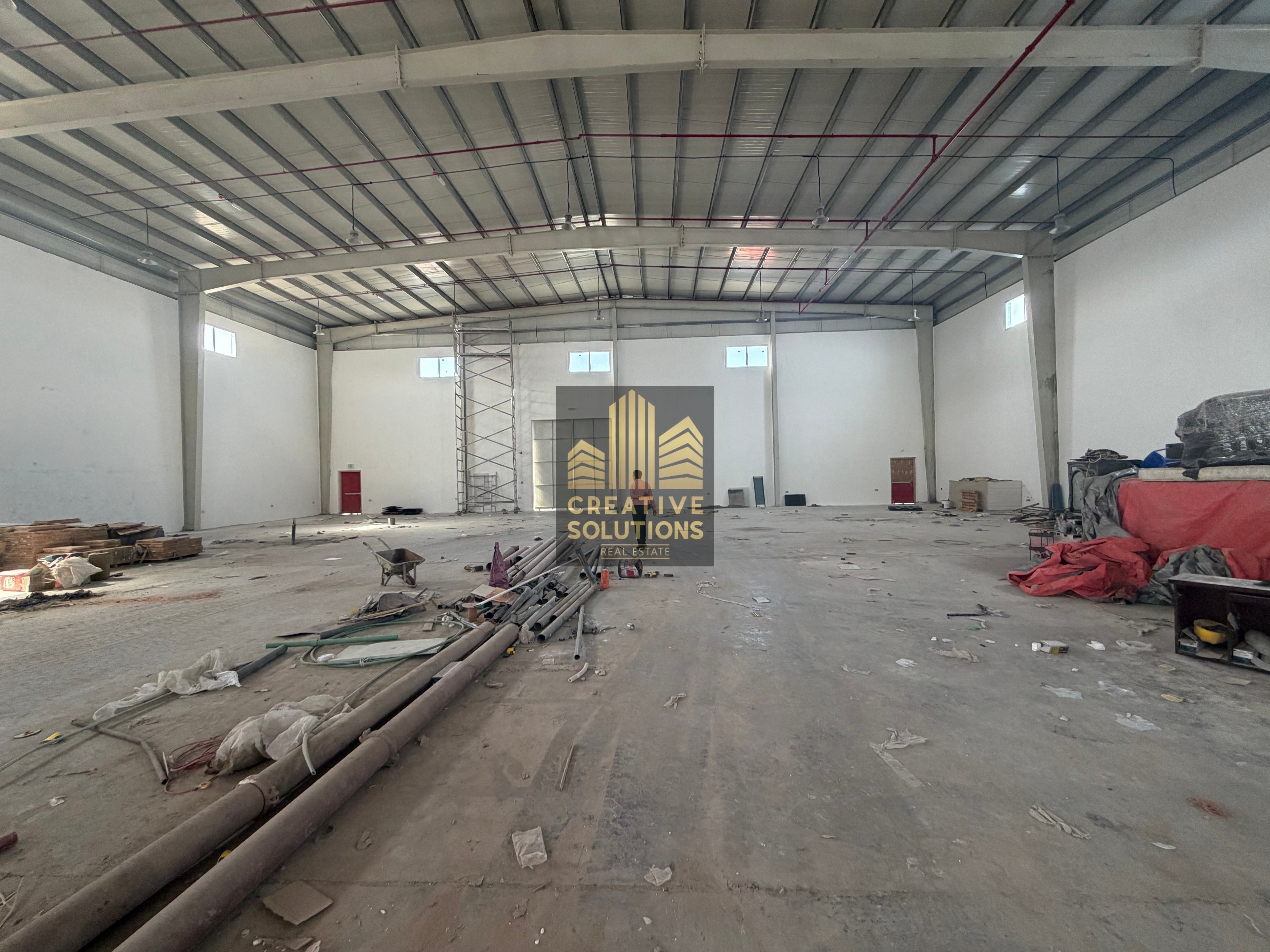 BRAND NEW WAREHOUSE AVAILABLE FOR RENT