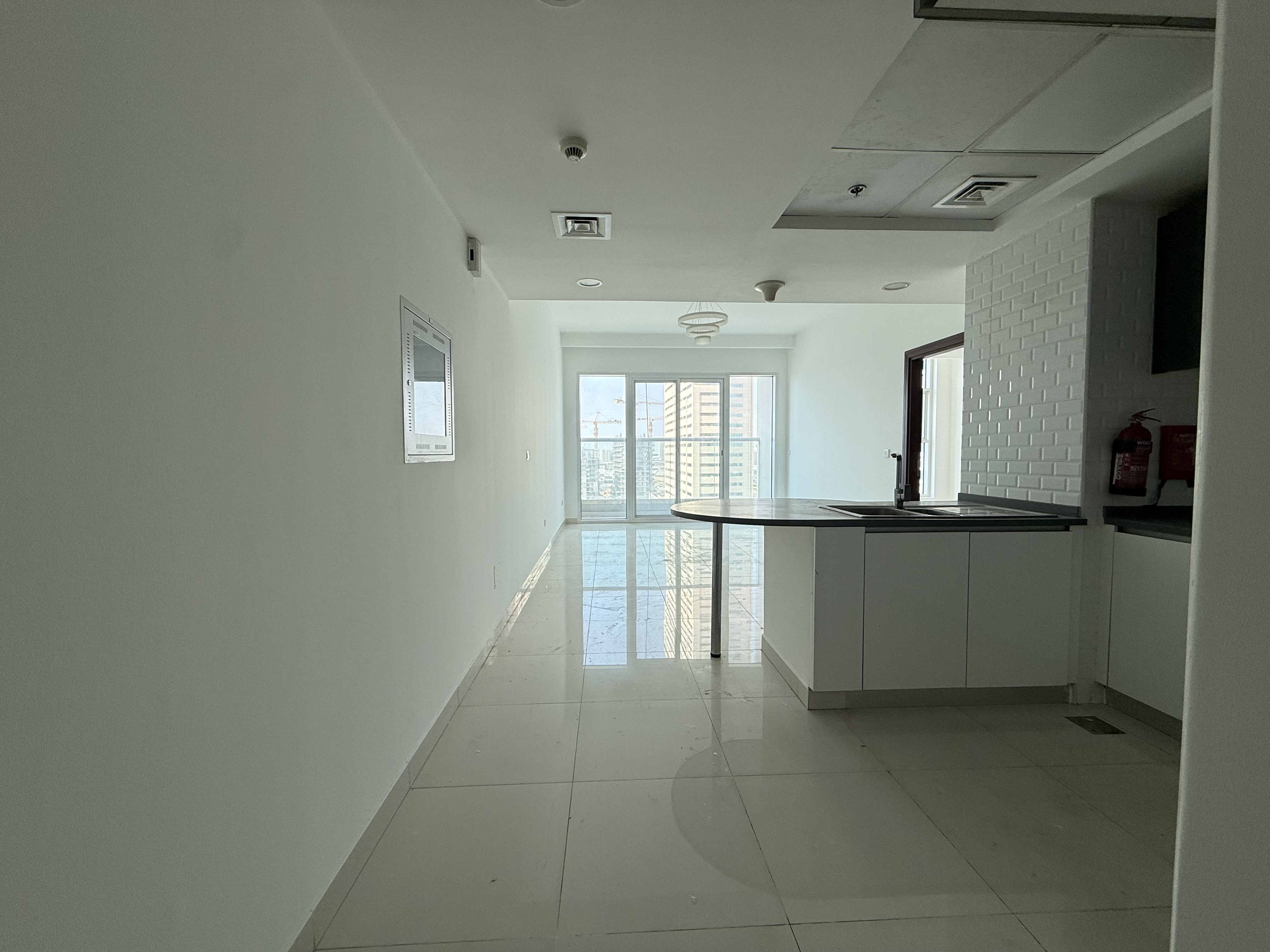 Fantastic 1bedroom 2bath rent 58k