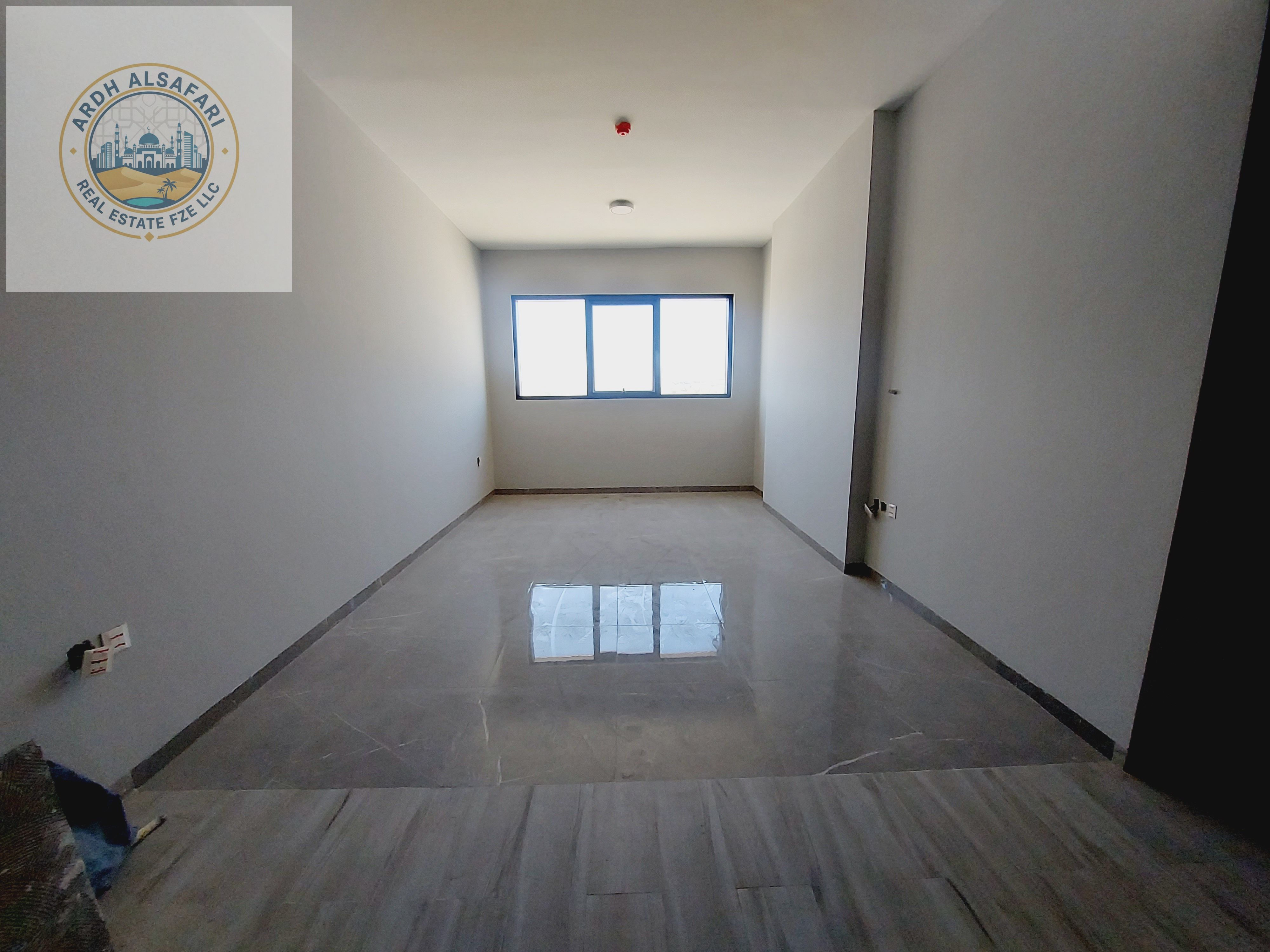 brand new 2bhk Apartment with balcony with 3bathroom only in 57k at ideal location