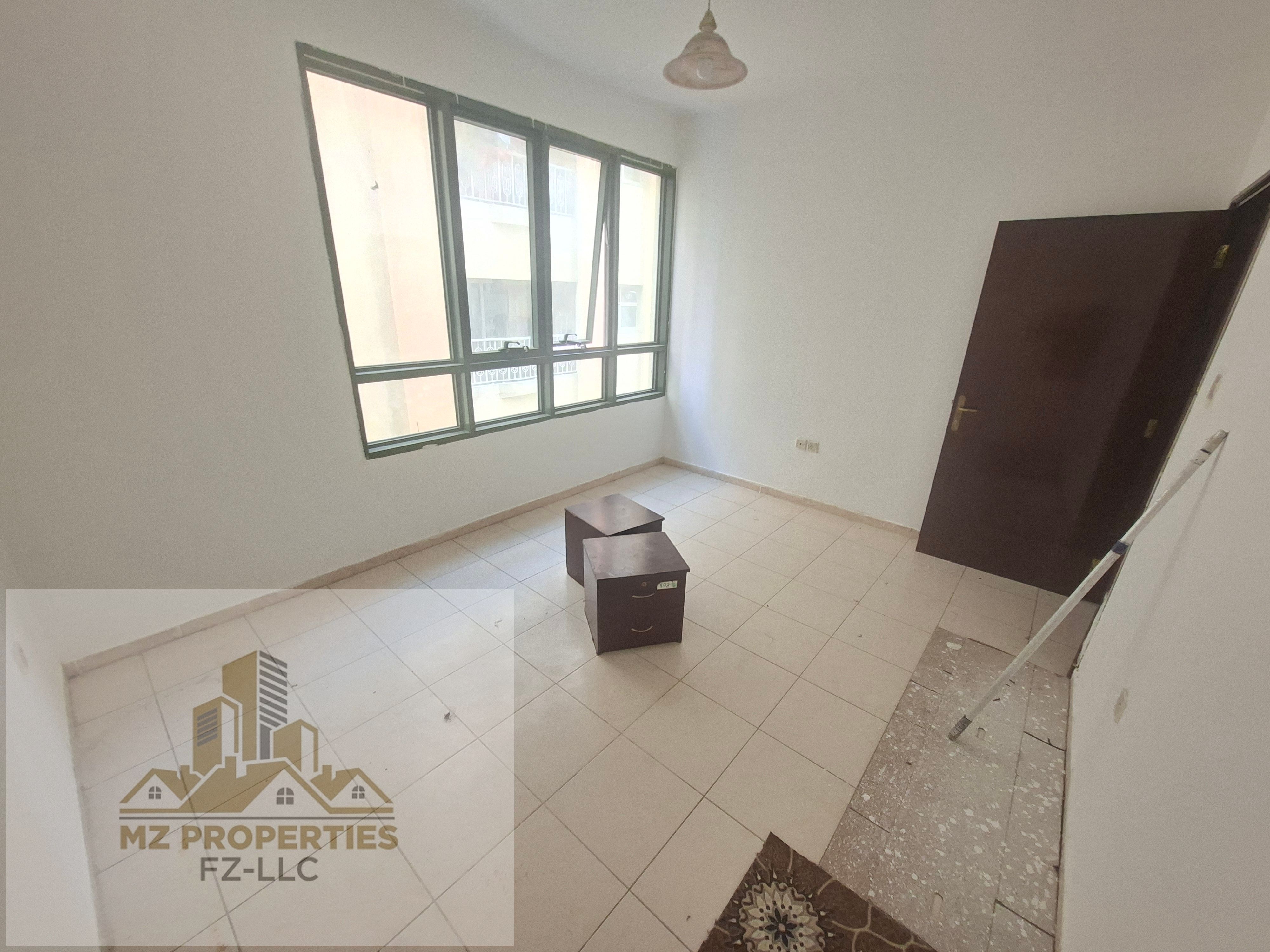 CHILLER FREE ! 1 BEDROOM CLOSE HALL ! IDEAL LOCATION ! REASONABLE PRICE ! IN 36999