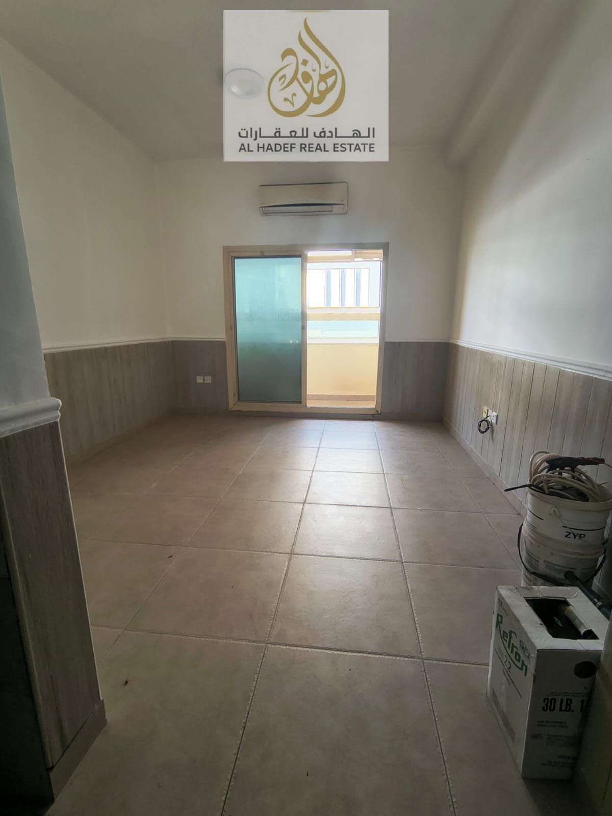 Annual rent in Ajman, Al Rawda 2 area, behind Lily Beirut, near Al Hamidiya Police Station, opposite Kenz Hypermarket. The building is for families an