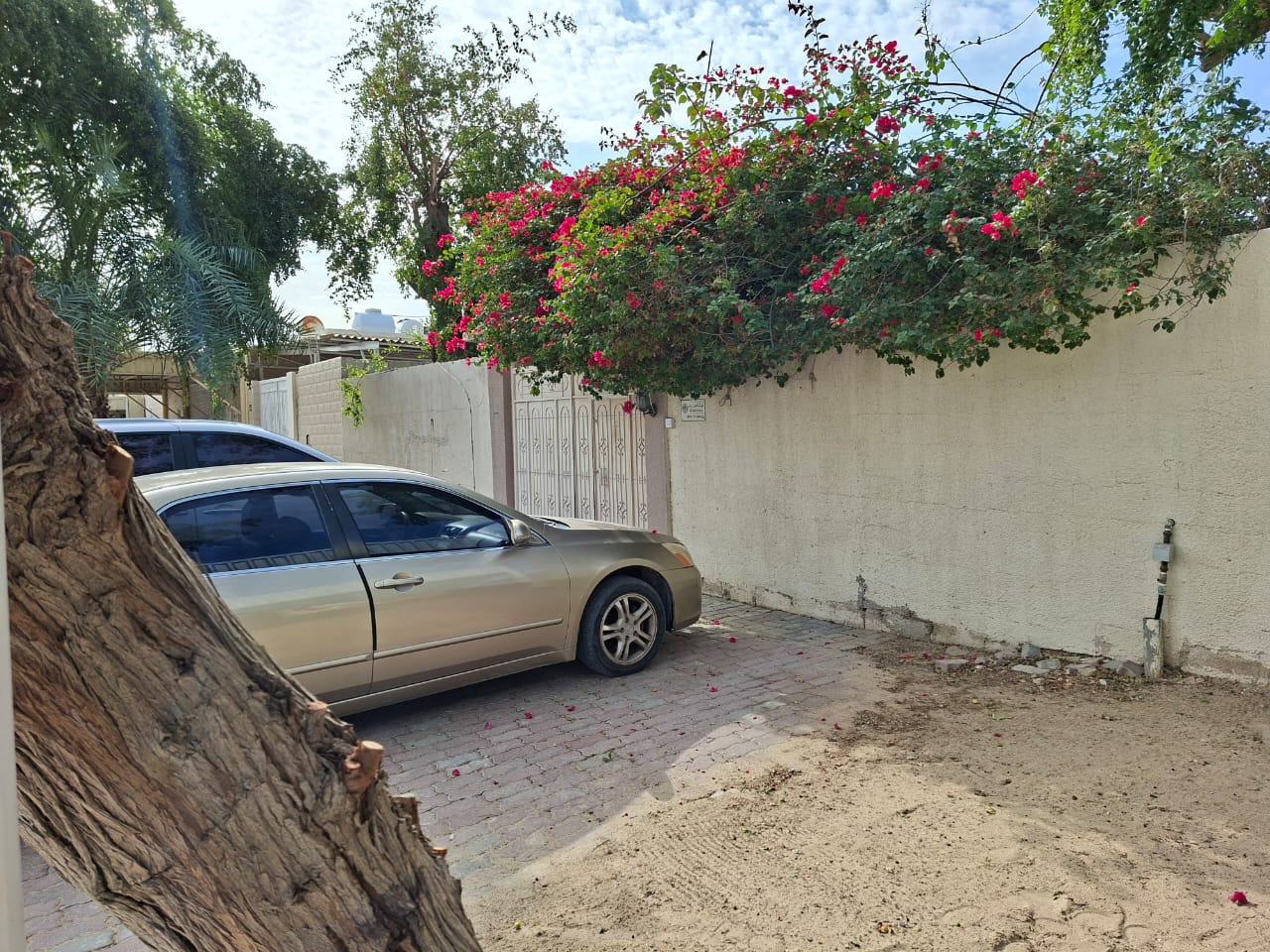 For sale Nice clean Arabic house Al Ghafiya – Sharjah