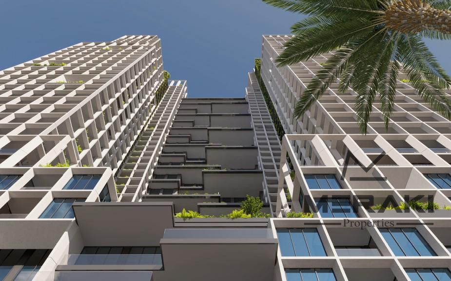 Distinctive apartments directly on Ajman Corniche with stunning views, fully integrated services, and a 5% down payment only,
