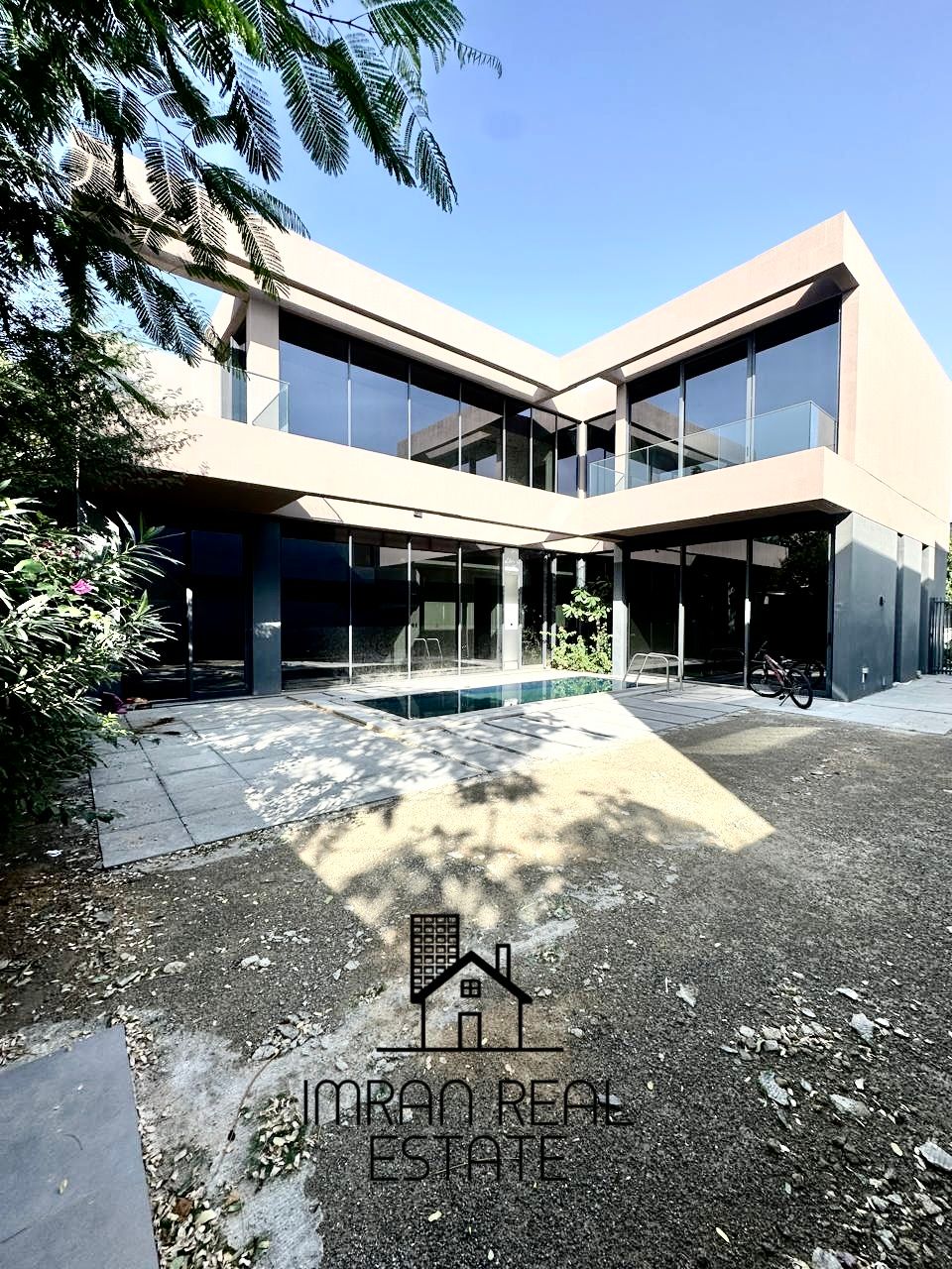 Signature 4BR Independent Modern Villa Huge Size with Private Pool and Garden