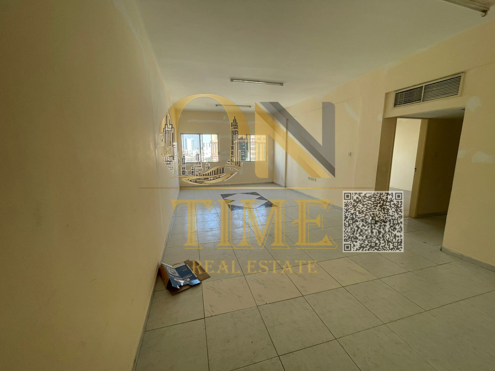 Large space / Excellent ventilation / Close to all services and amenities / Easy access to main roads / Practical design / Quiet area