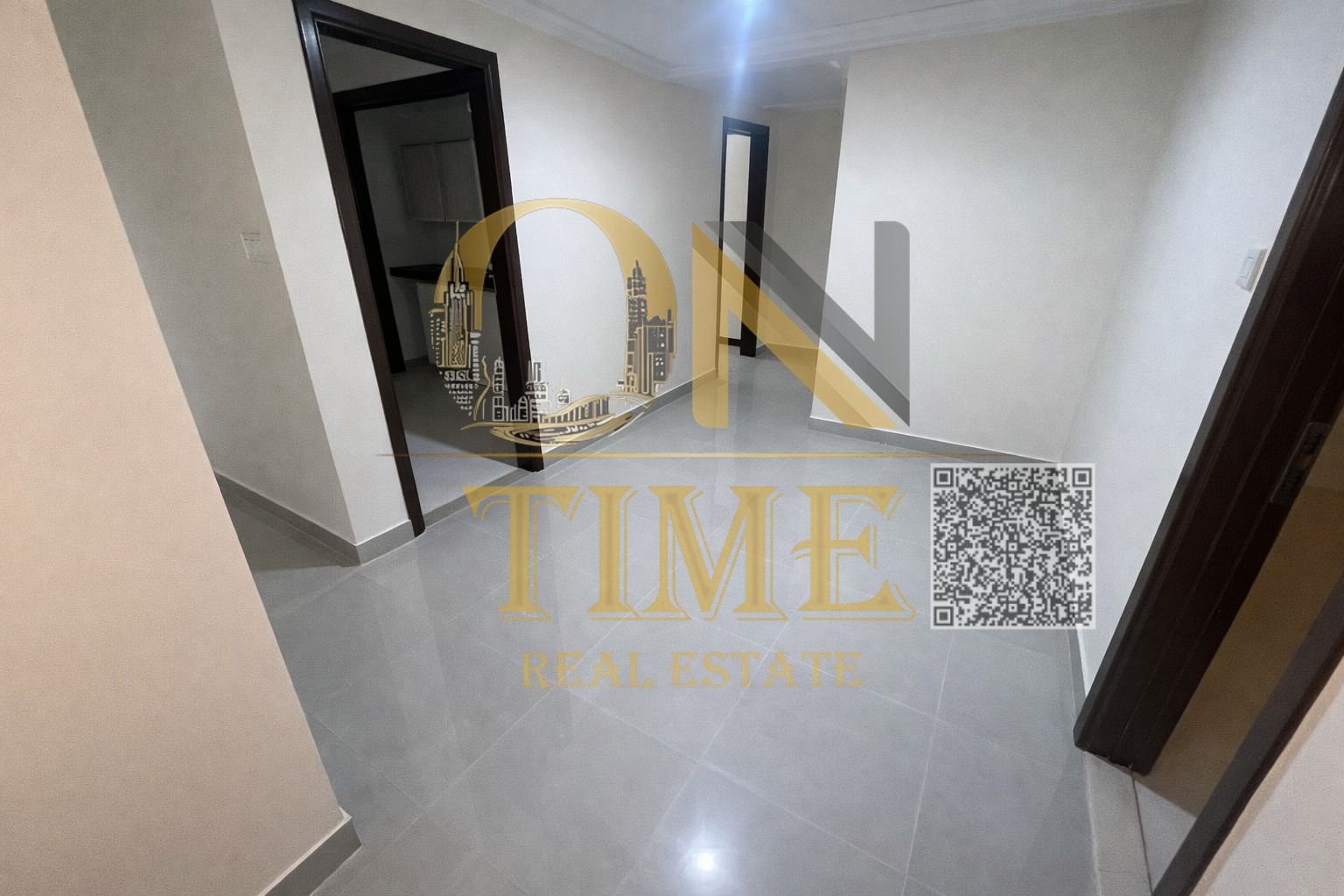 Large space/Excellent ventilation/Easy access to main roads/Practical design/Quiet area/Close to all services and public facilities