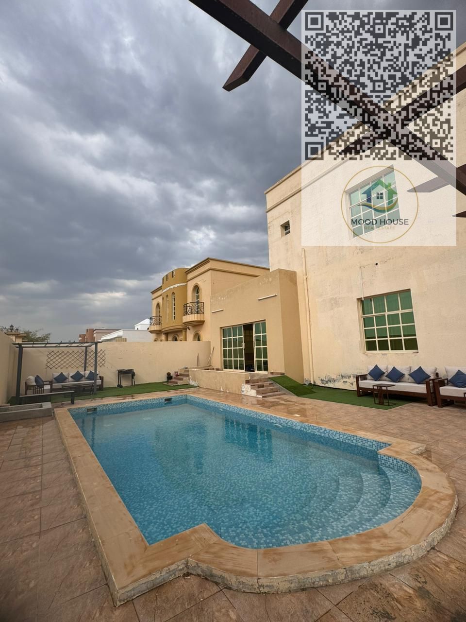 Exclusive offer in a prime location at an unbeatable price. Modern, contemporary finishes. Freehold ownership for all nationalities, with inheritance