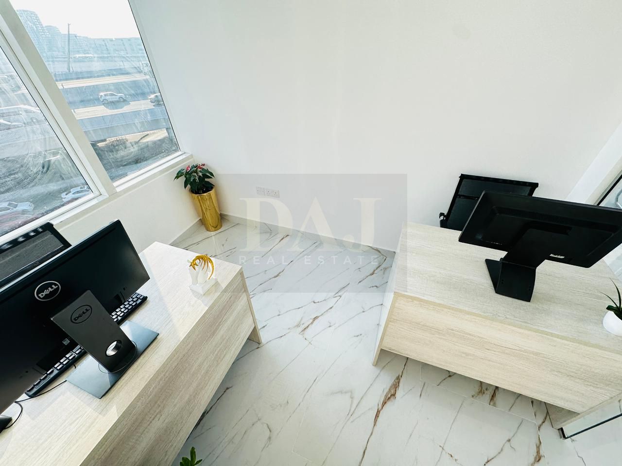 Explore more for less| Lowest budget offices for rent in Bur Dubai