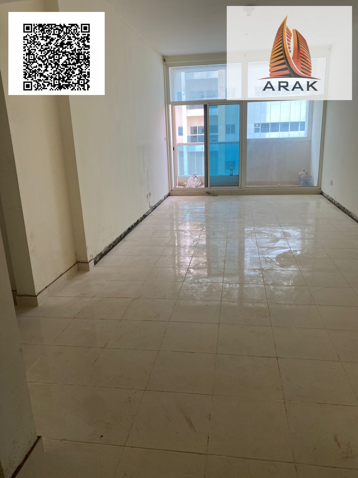 A well-maintained apartment is available for sale in Ajman One Towers, one of the most popular residential complexes in Ajman, located in a lively ar