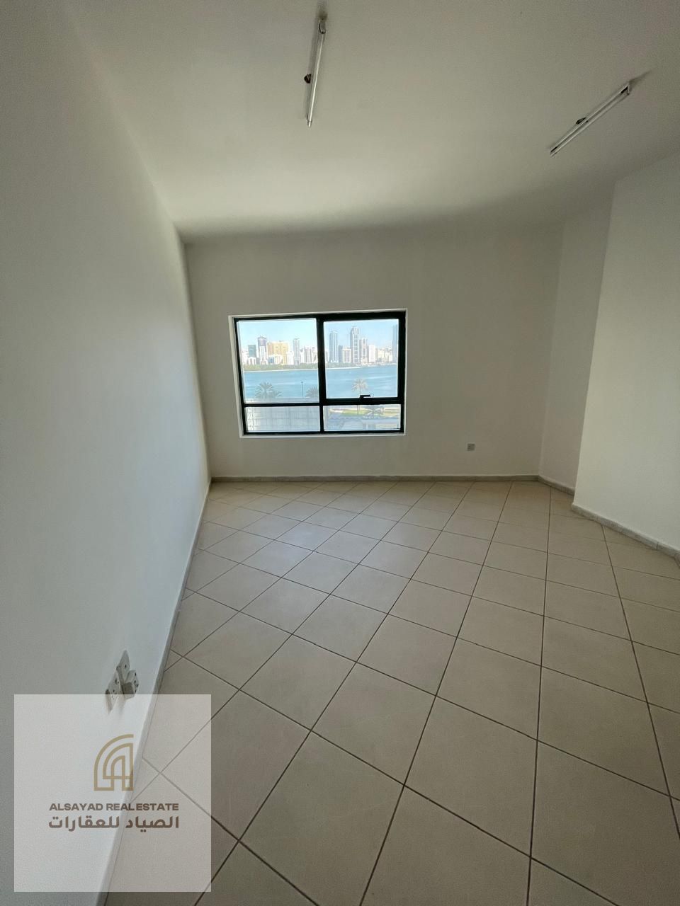 For sale: a three-bedroom apartment with living room in Al Majaz 3. Area 170 square meters, without parking. Price AED 720,000.