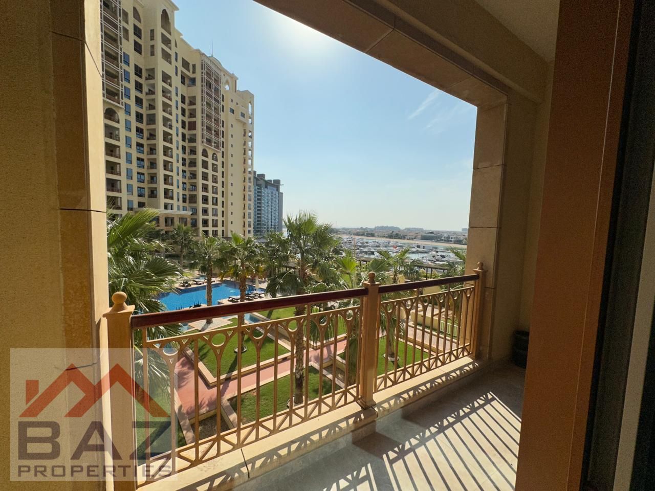 Sea View I Fully Upgraded | Vacant