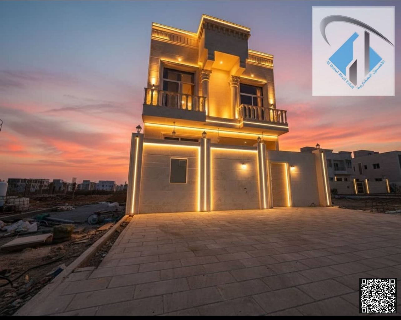 Corner villa with minimal down payment, behind services, close to the mosque, freehold for all nationalities