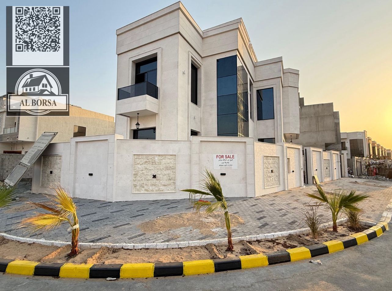 Corner villa for rent in Al Yasmin overlooking Al Hamidiya Park. 4 bedrooms, living room, smart home system, deluxe finishing. 115,000