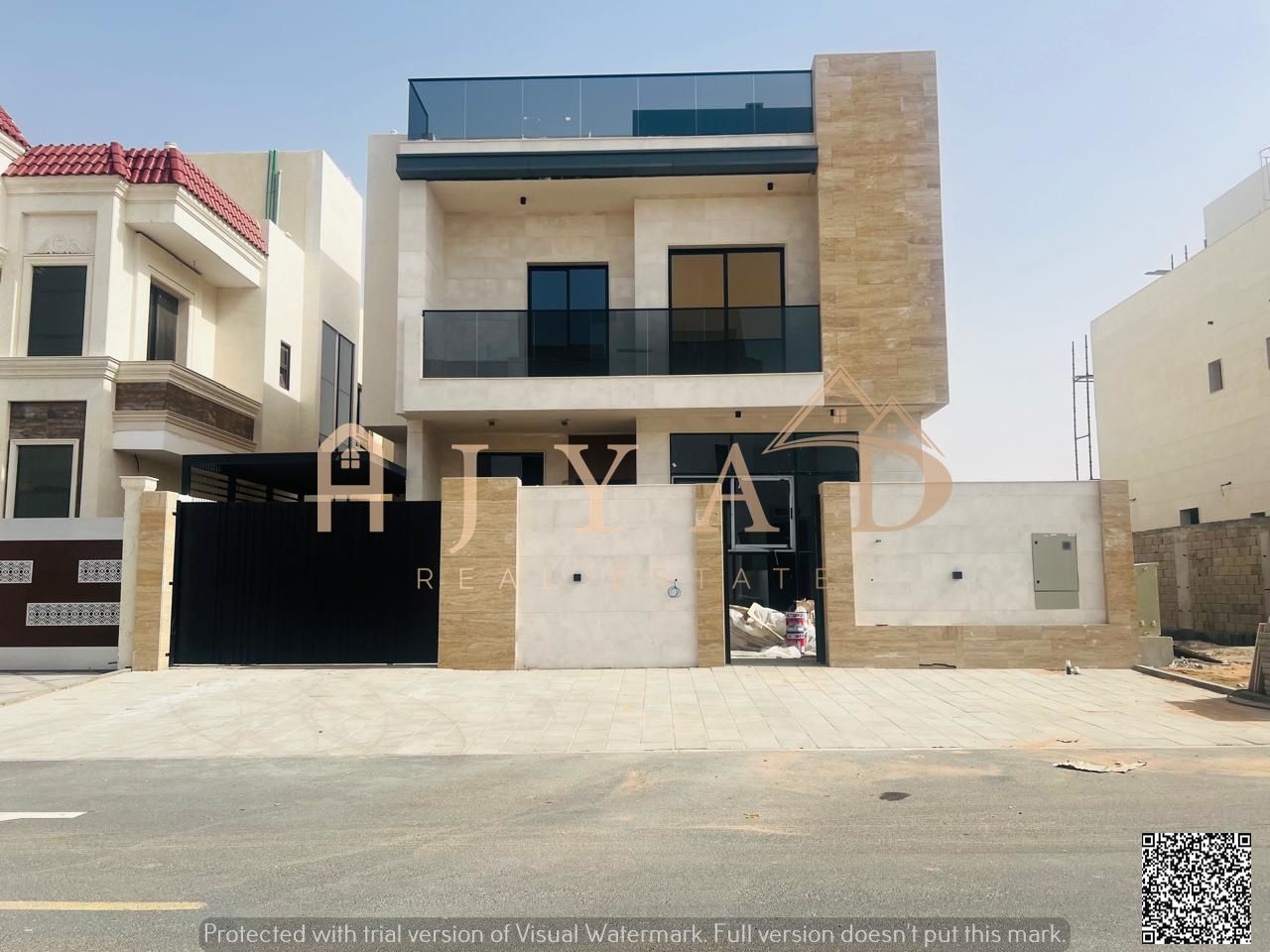 Luxury villa in Al Bahia, two floors plus a rooftop, with a modern design and six master bedrooms. Freehold ownership available to all nationalities