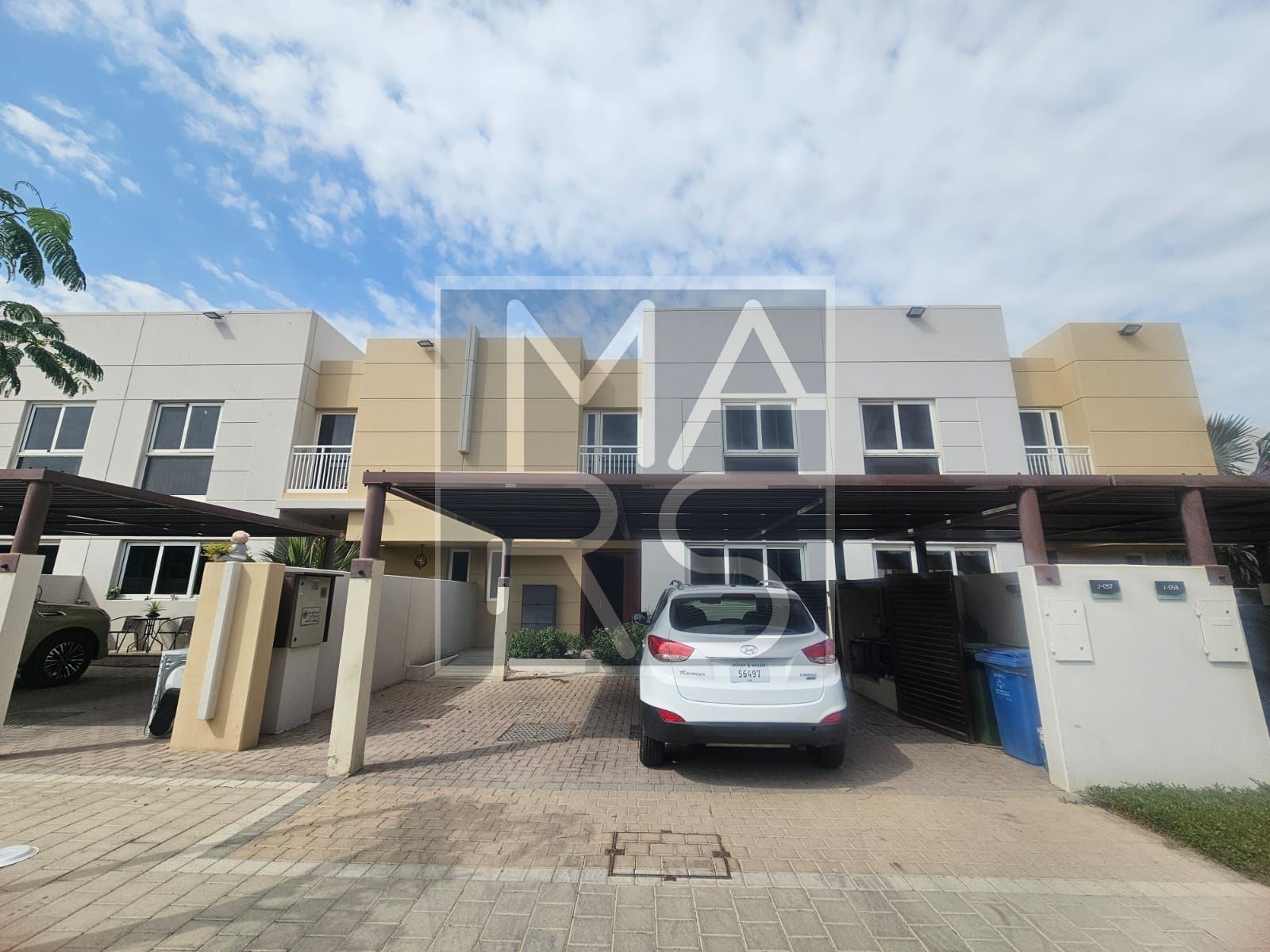 Lavish Twonhouse | Private Pool | Ready To Move