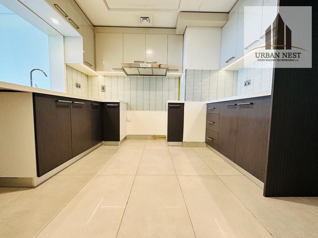 4 Bedroom Apt with Maid Room | Good Community |