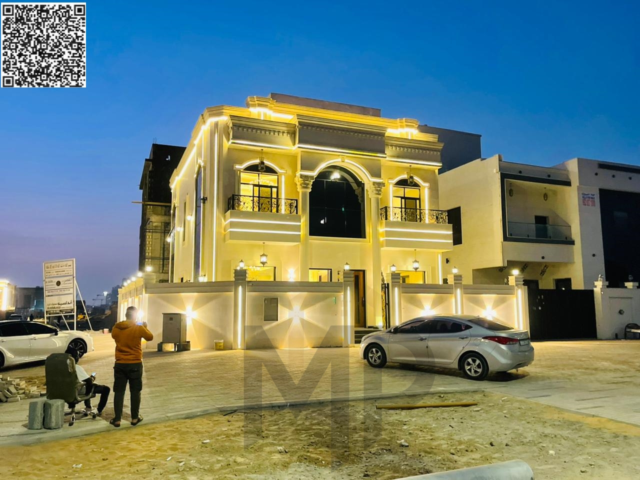 Corner villa on two streets, excellent price including registration fees and negotiable, with a large yard. Freehold ownership for life for all nation