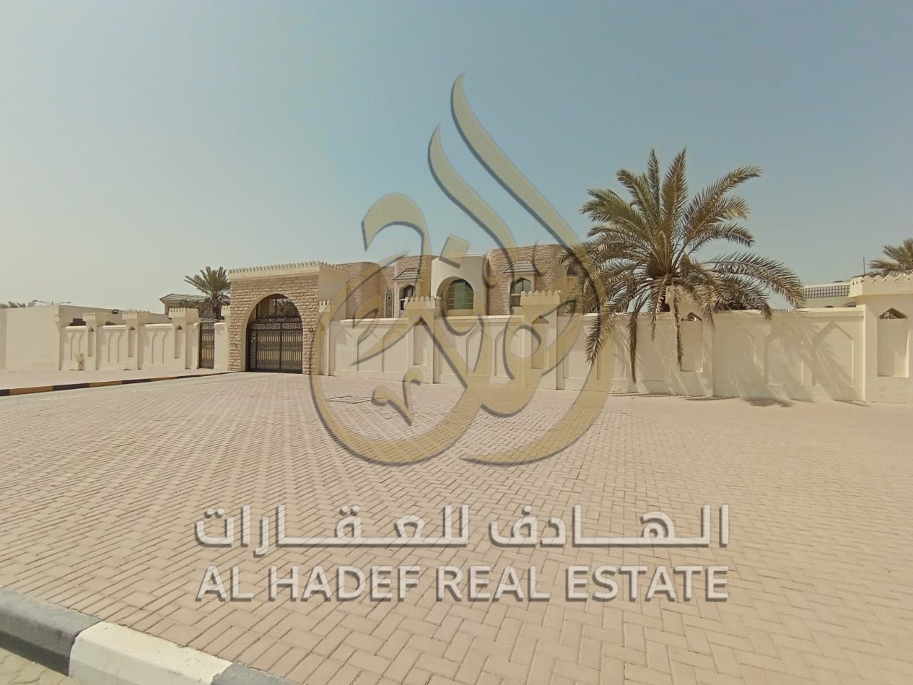 Luxury villa for commercial or residential use - Sharjah Location: Within an independent villa complex | Area: 30,000 square feet Property Detail
