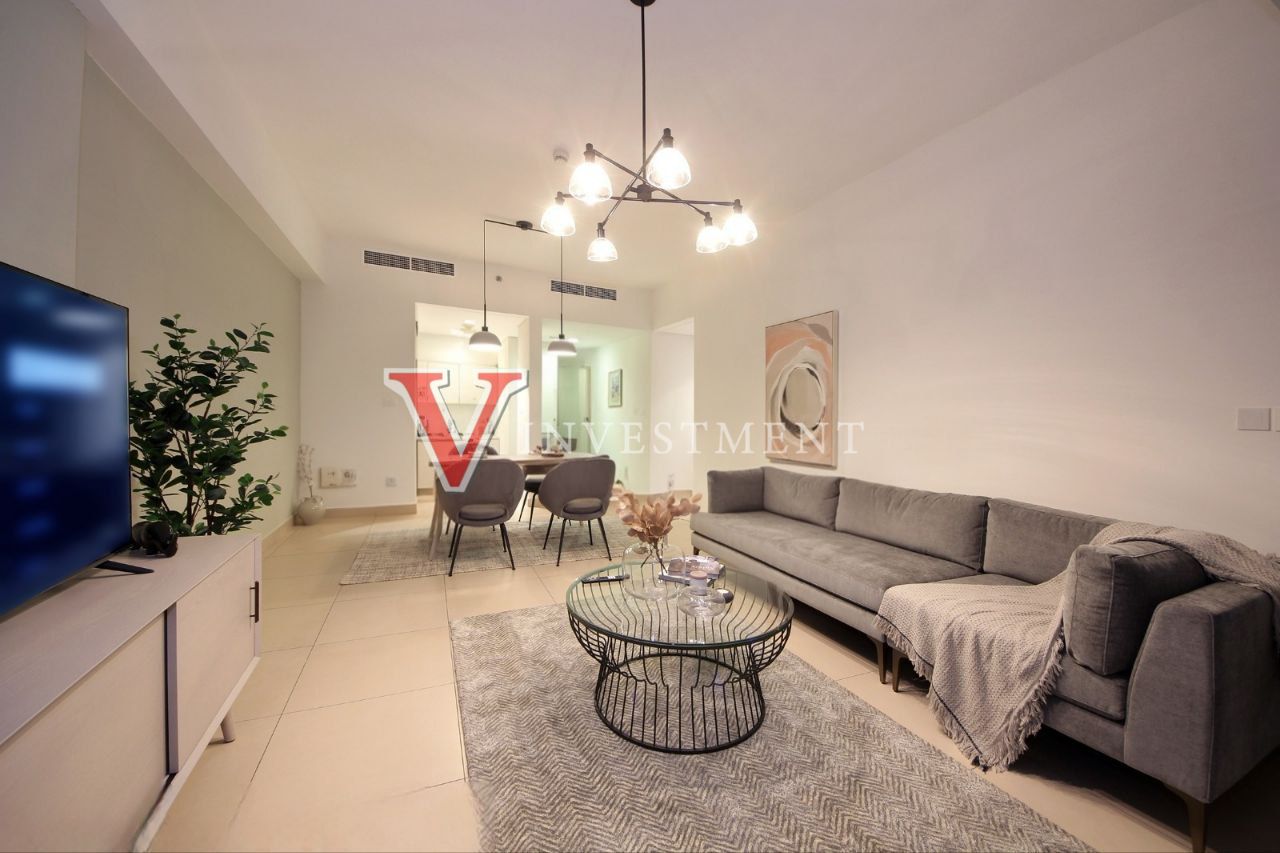 Fully Furnished Spacious 2BR | Balcony |