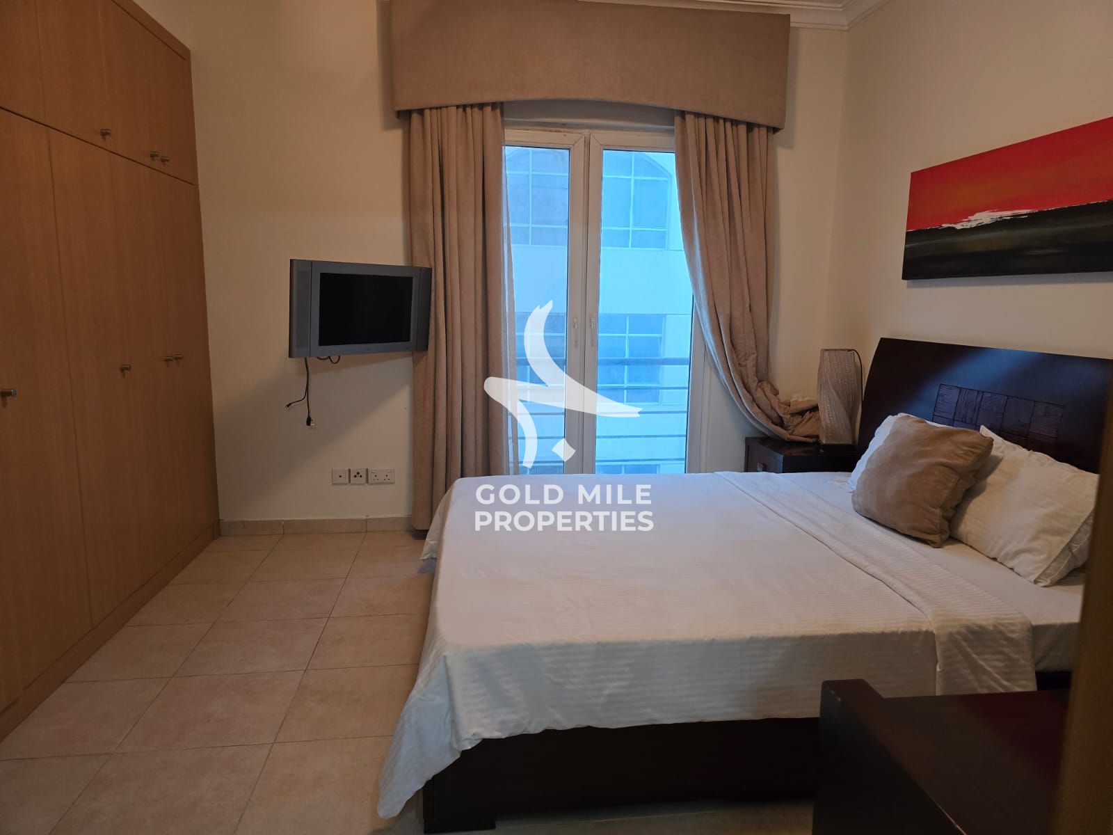 FULLY FURNISHED - ELEGANT 1 BHK - NEAR MALL OF EMIRATES