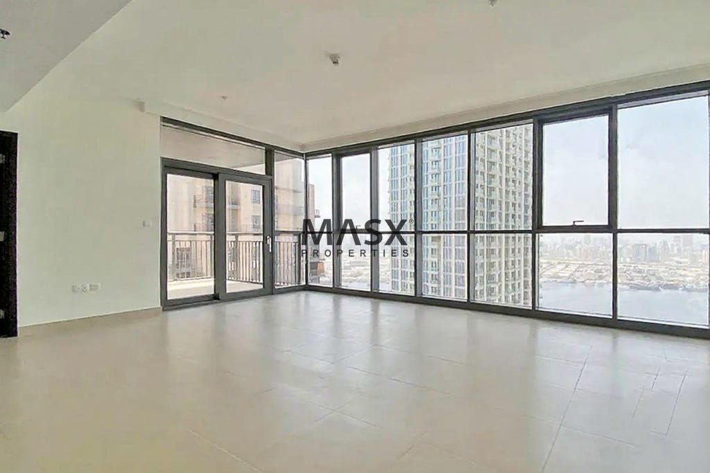 Iconic Marina & Creek Skyline View | Luxury 2BR | Huge Layout