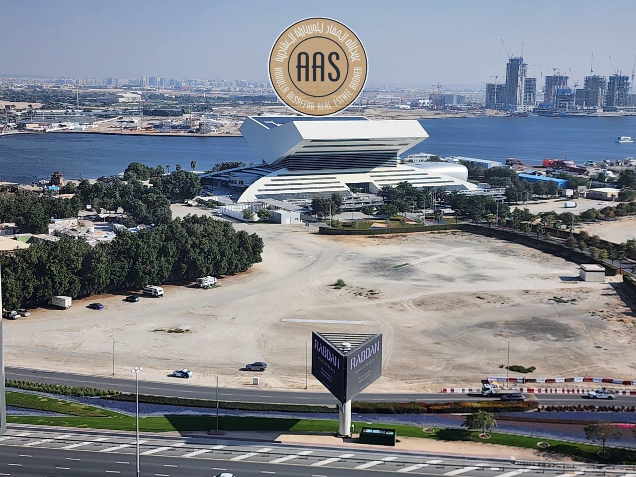 luxurious, spacious ultra modern 2bhk in Riah tower culture village waterfront