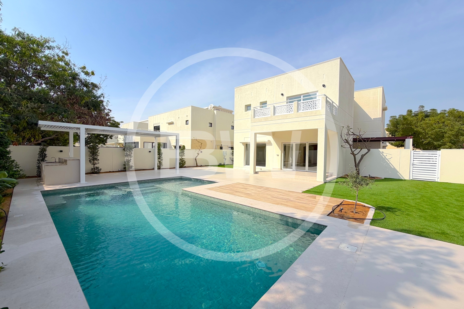 Luxury Villas Sold for AED 6,778,888 in Serro 2