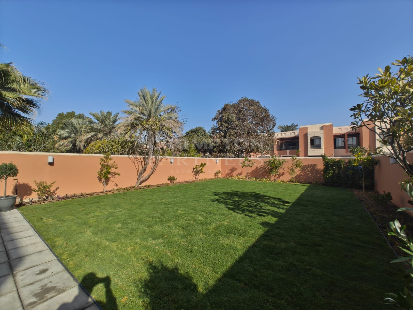 5BR With Maid | Landscape Garden | Vacant