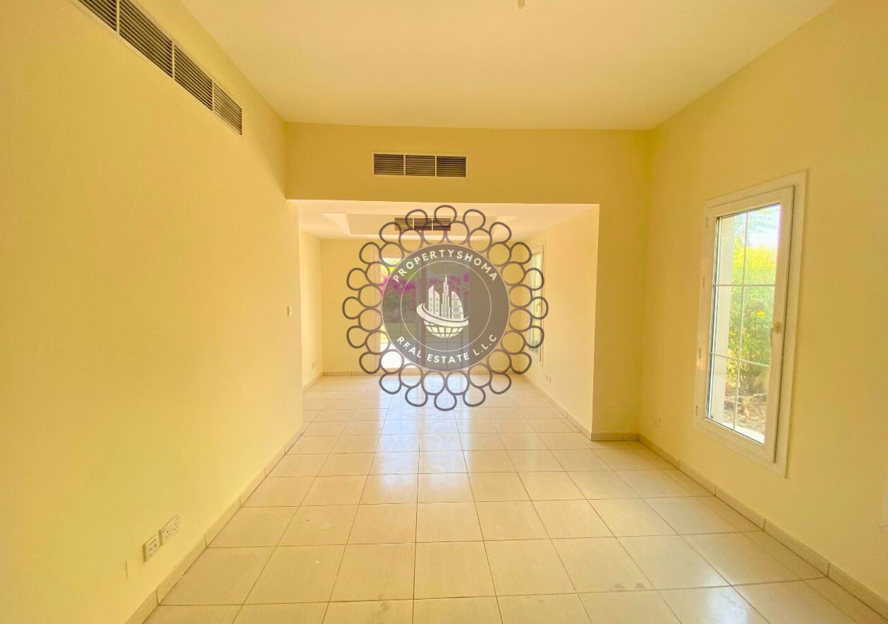 Parkside | Next to Pool | With Study Room