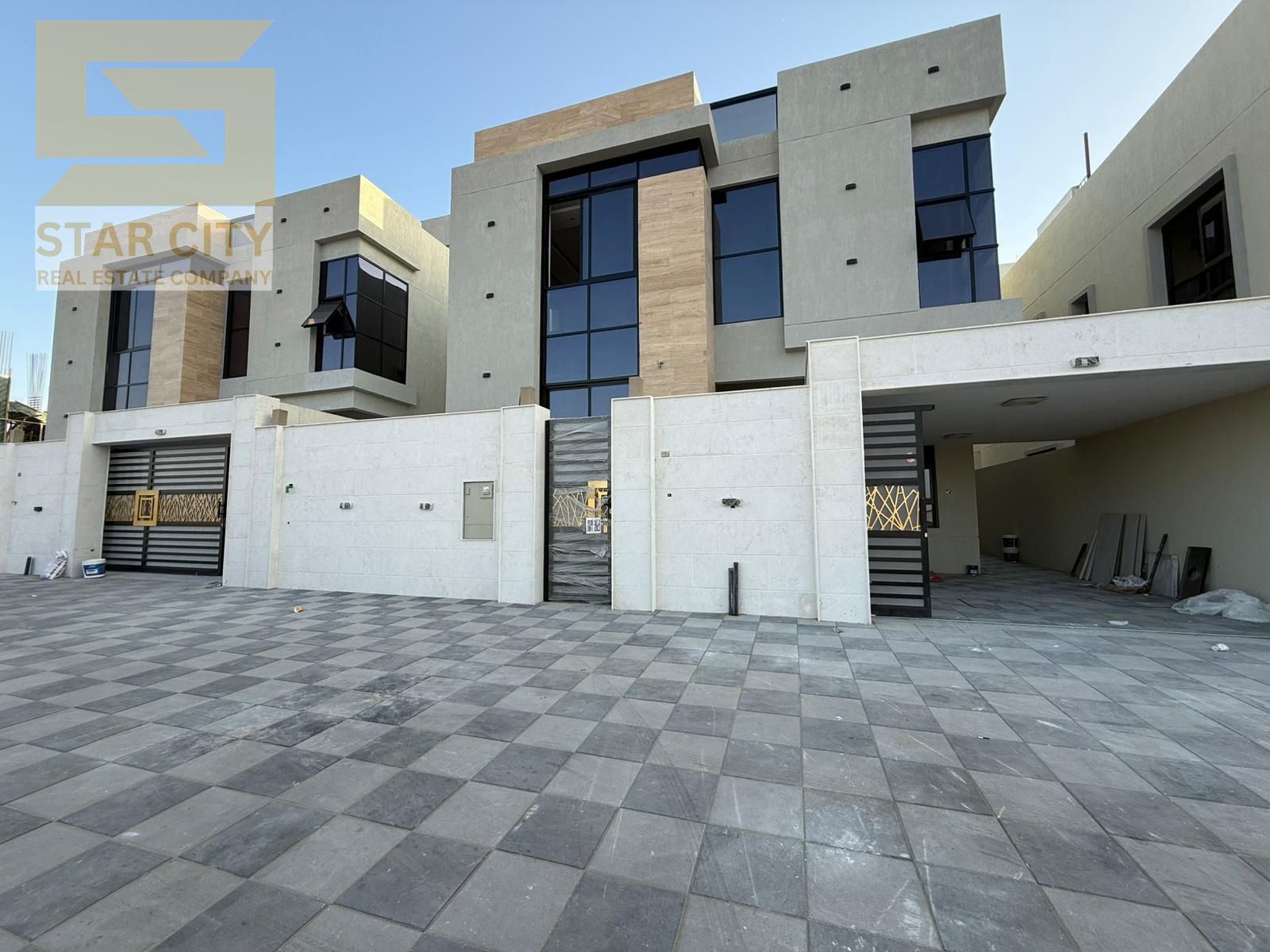villa for sale