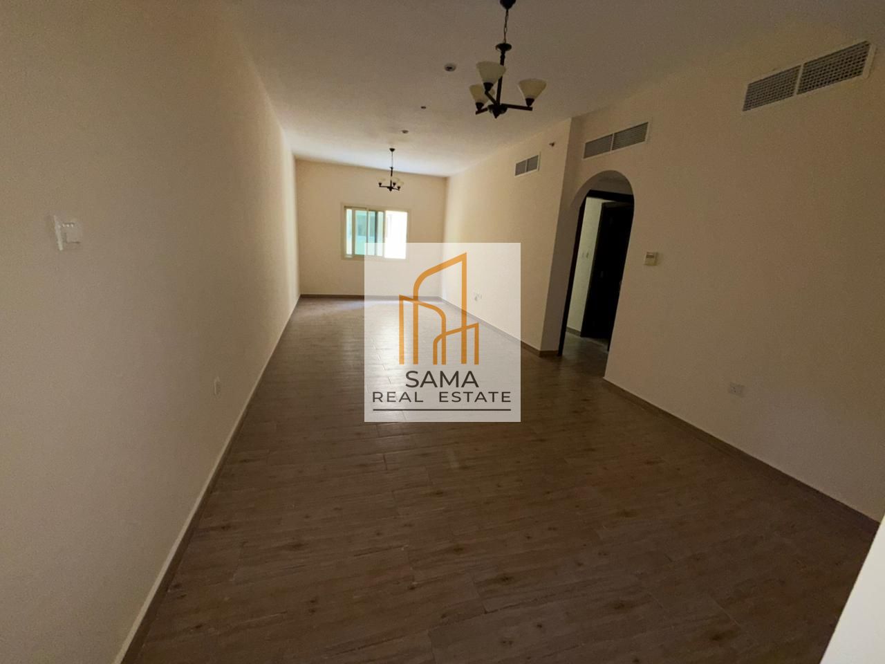 12 cheques payments 1 bedroom with car parking just-43k