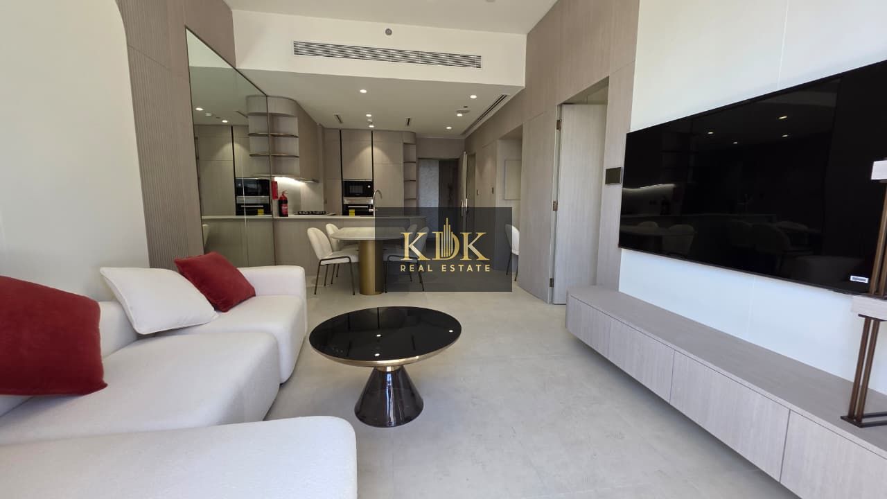Lavish 1BHK | Fitted White Goods | Newly Furnished