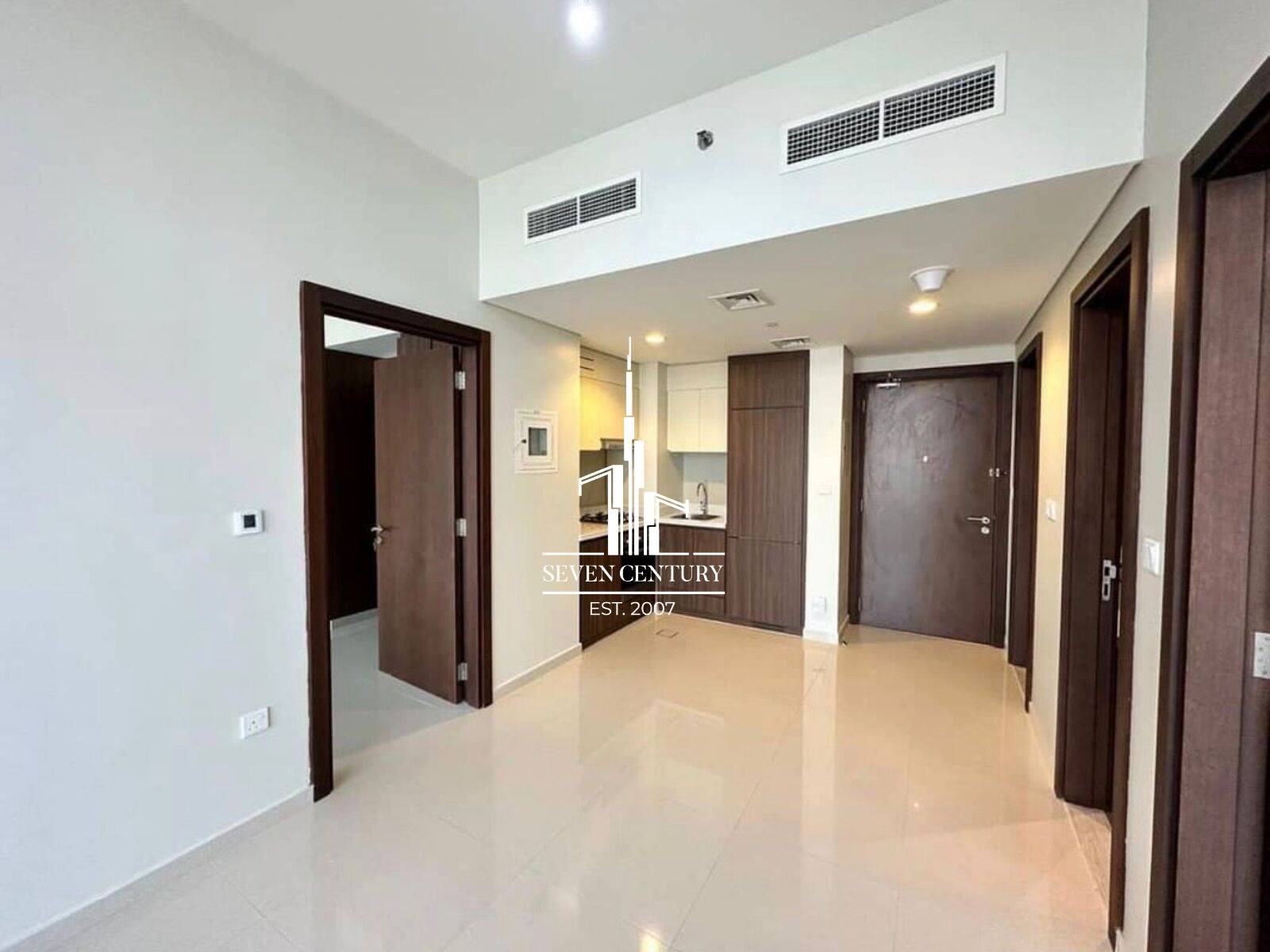 Park And Canal View | Vacant | 1 Bedroom