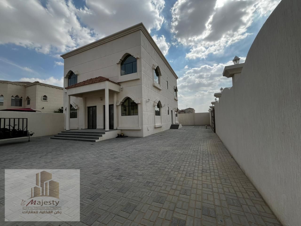 For rent a villa in the Emirate of Sharjah, specifically in the Al Rahmaniyah area
