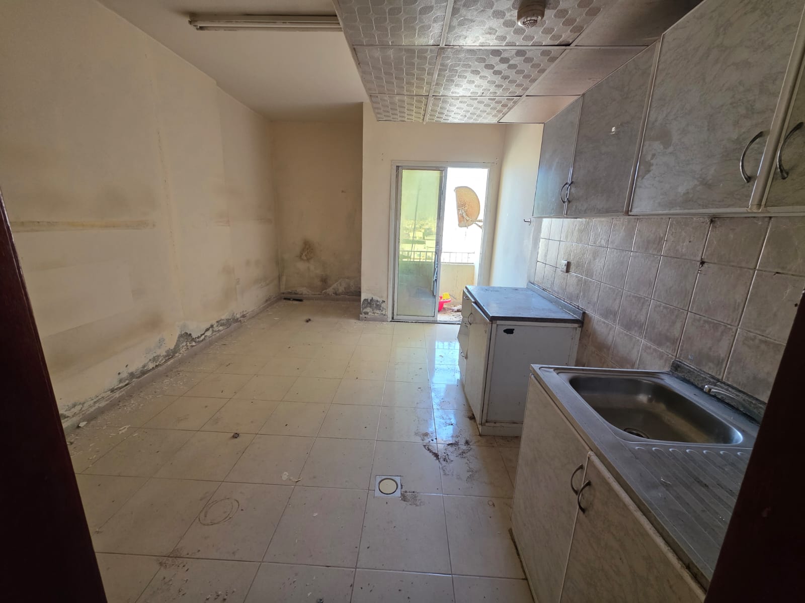 Studio for Annual Rent in Al Rawda – Balcony, Great View & Central AC