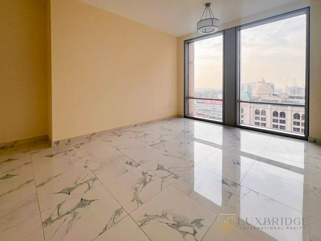 Skyline Elegance | Flexible Cheques | Exclusive Listing