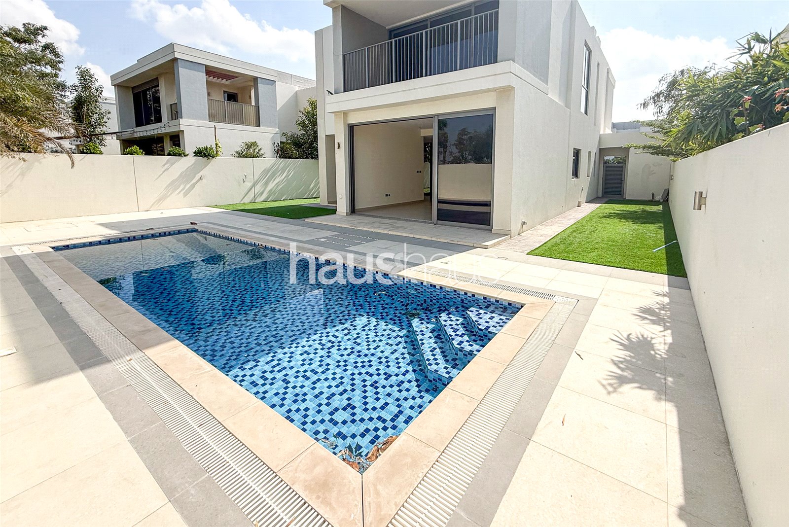 Private Pool | Available now | Luxury