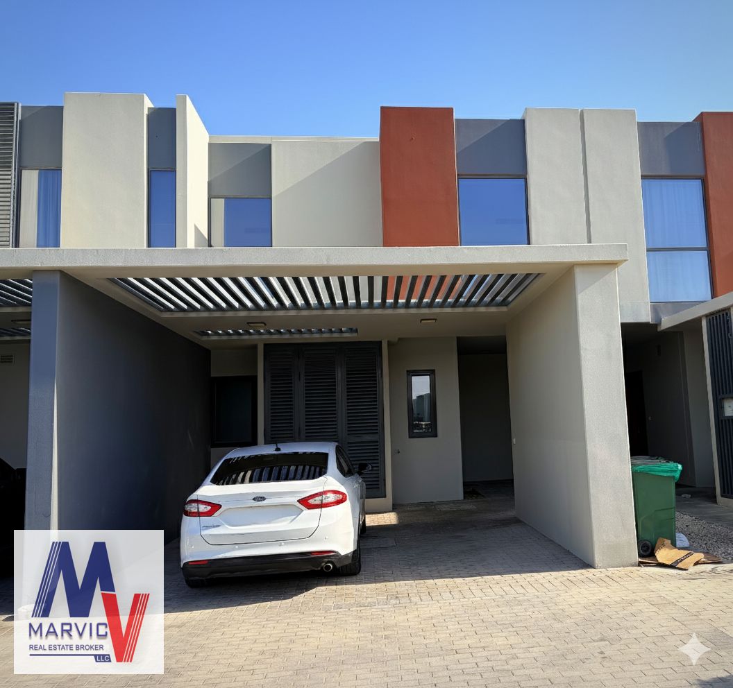 Single Row | 3br Plus Maid | Vacant