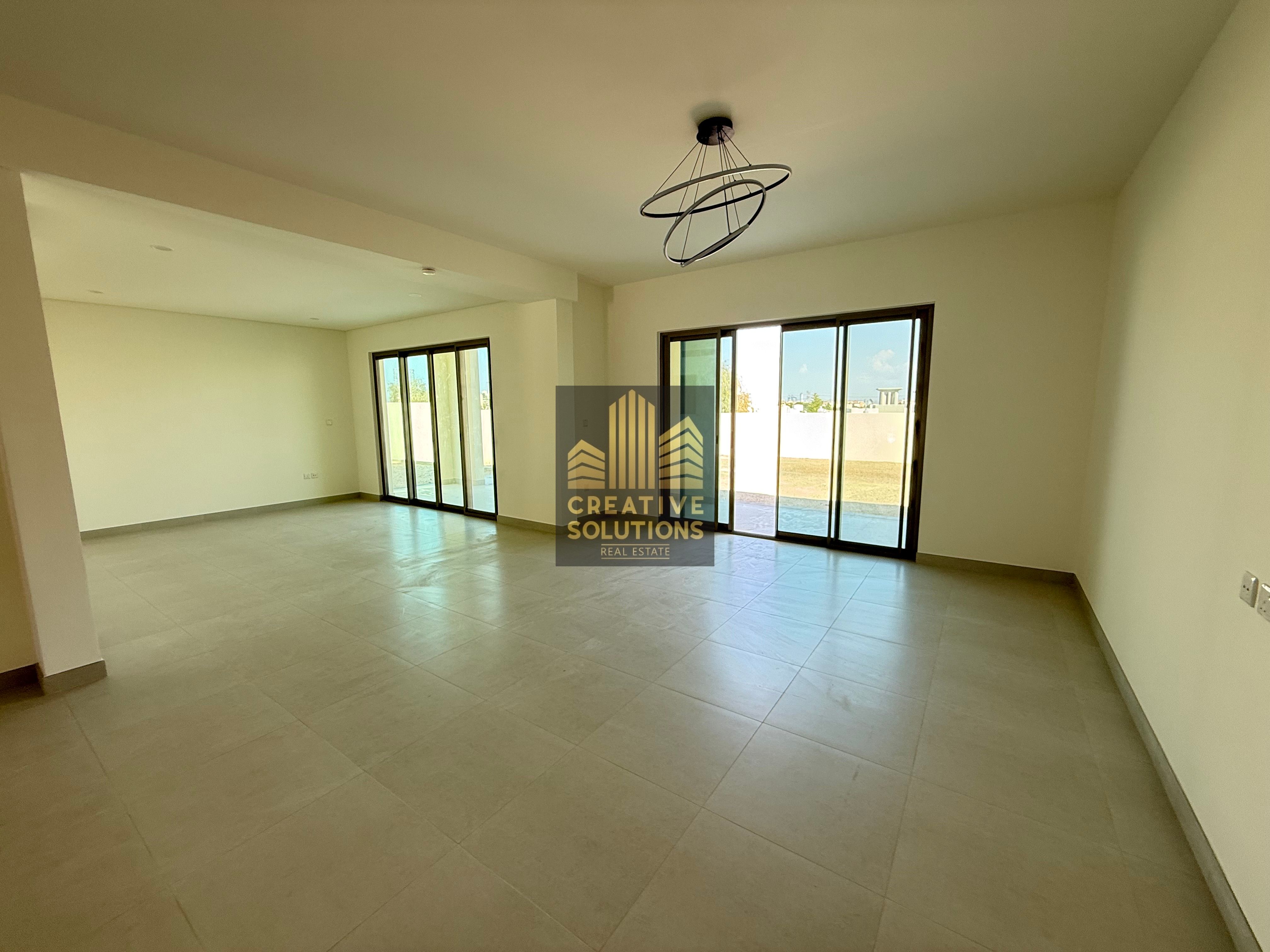 4 BEDROOM VILLA WITH MAID ROOM PETS ALLOWED PRIME LOCATION