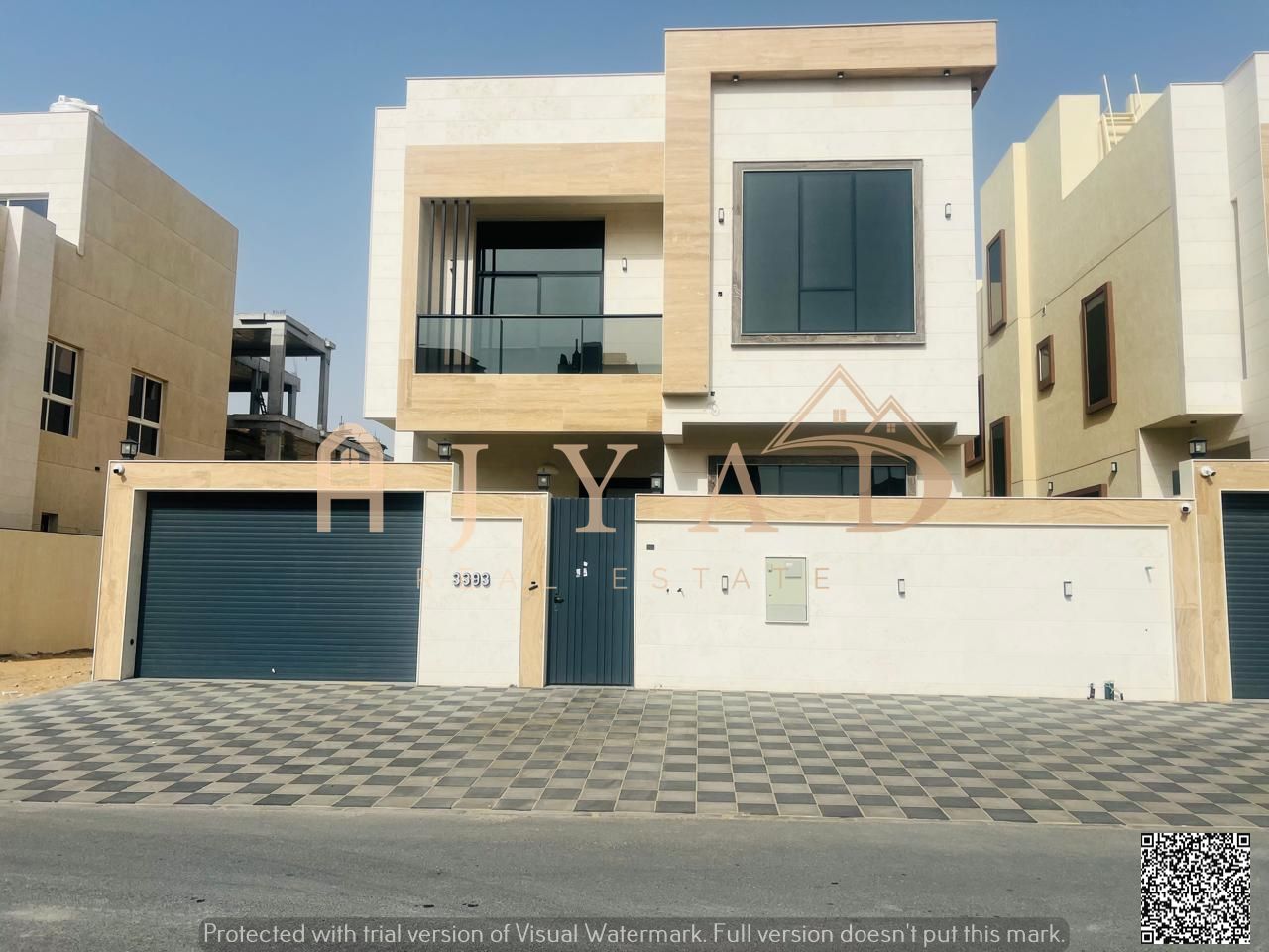 Modern Luxury Villa for Sale - Freehold for All Nationalities with Lifetime Inheritance Rights - Price Includes Registration Fees and Air Conditioning