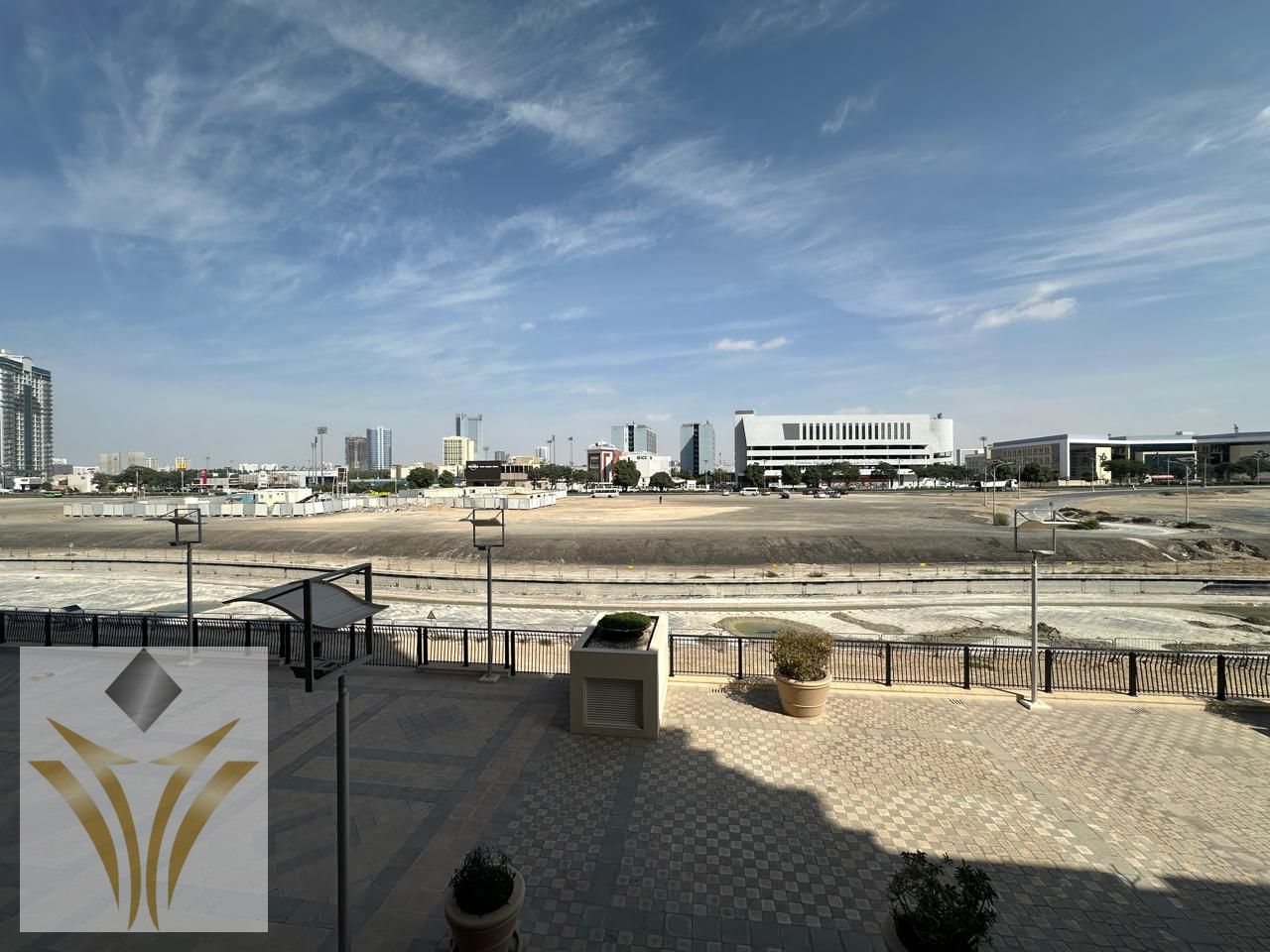 Bright & Spacious 1BR | Closed Kitchen | Canal View