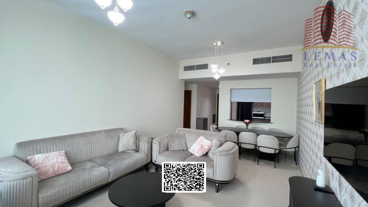 Two bedrooms and a living room with an open view. Installments available.