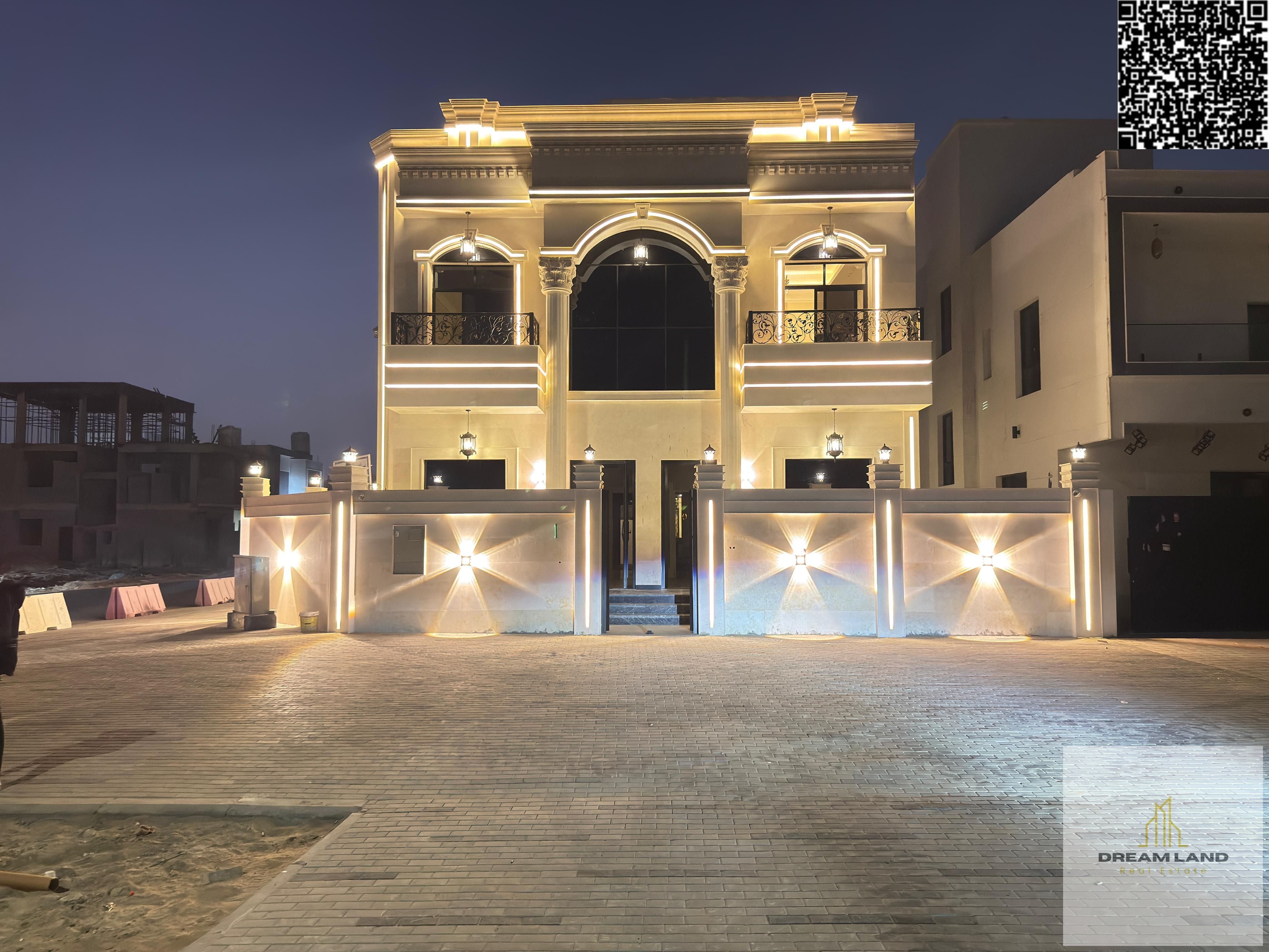 Corner villa on two streets, excellent price including registration fees and negotiable.