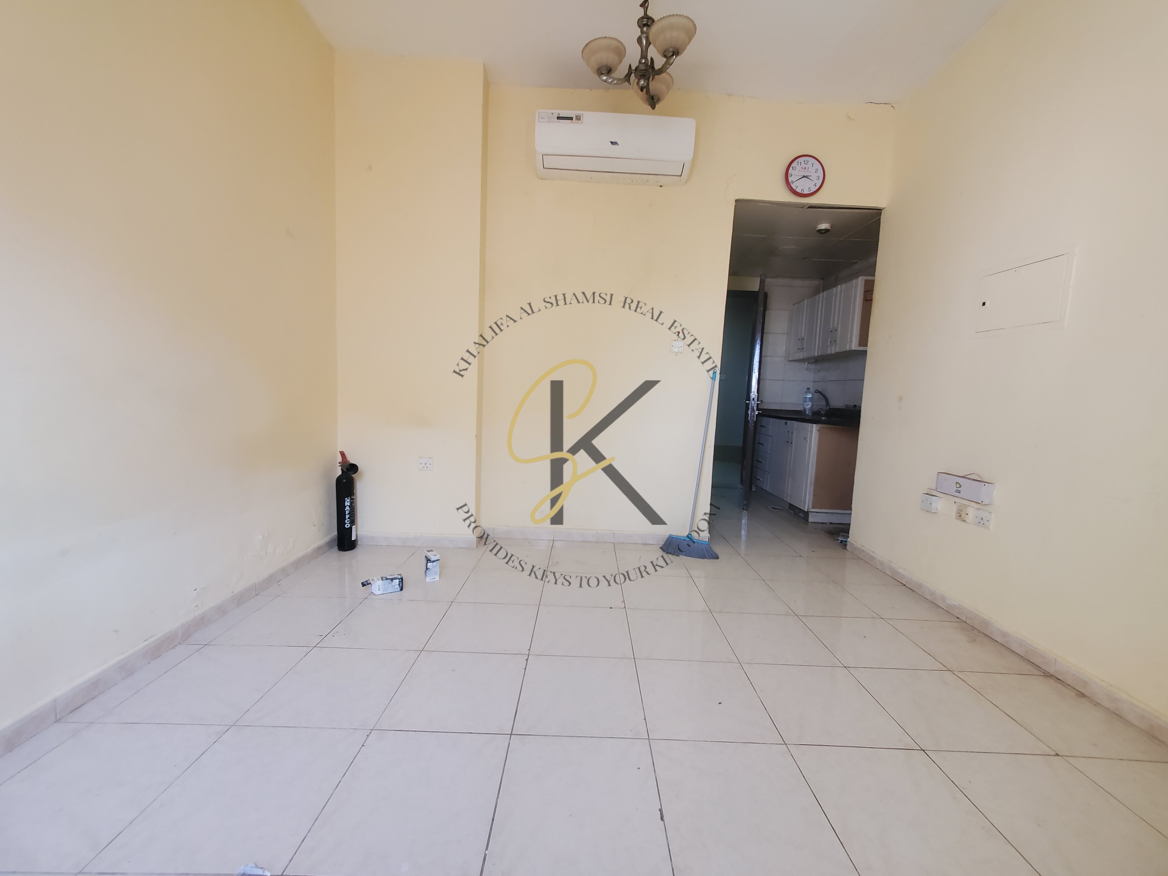 Spacious Studio ||With Separate Kitchen||