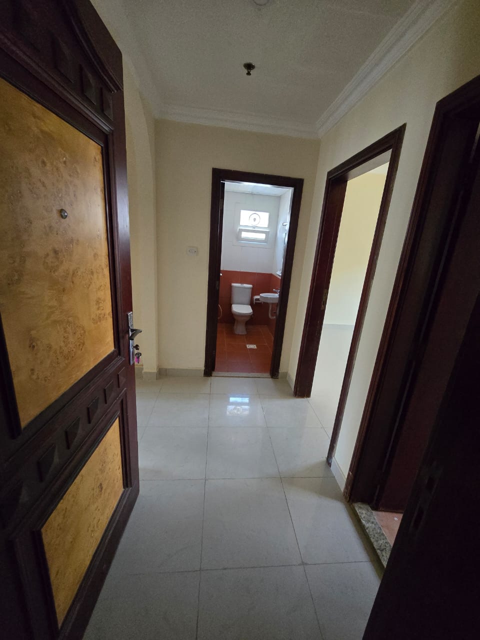 Apartment for rent in Al Nuaimiyah, Sharjah - 1 bedroom, 1 hall - 2 bathrooms - Kitchen Price: AED 27,000 Payment: 4 installments Security deposit: Ch