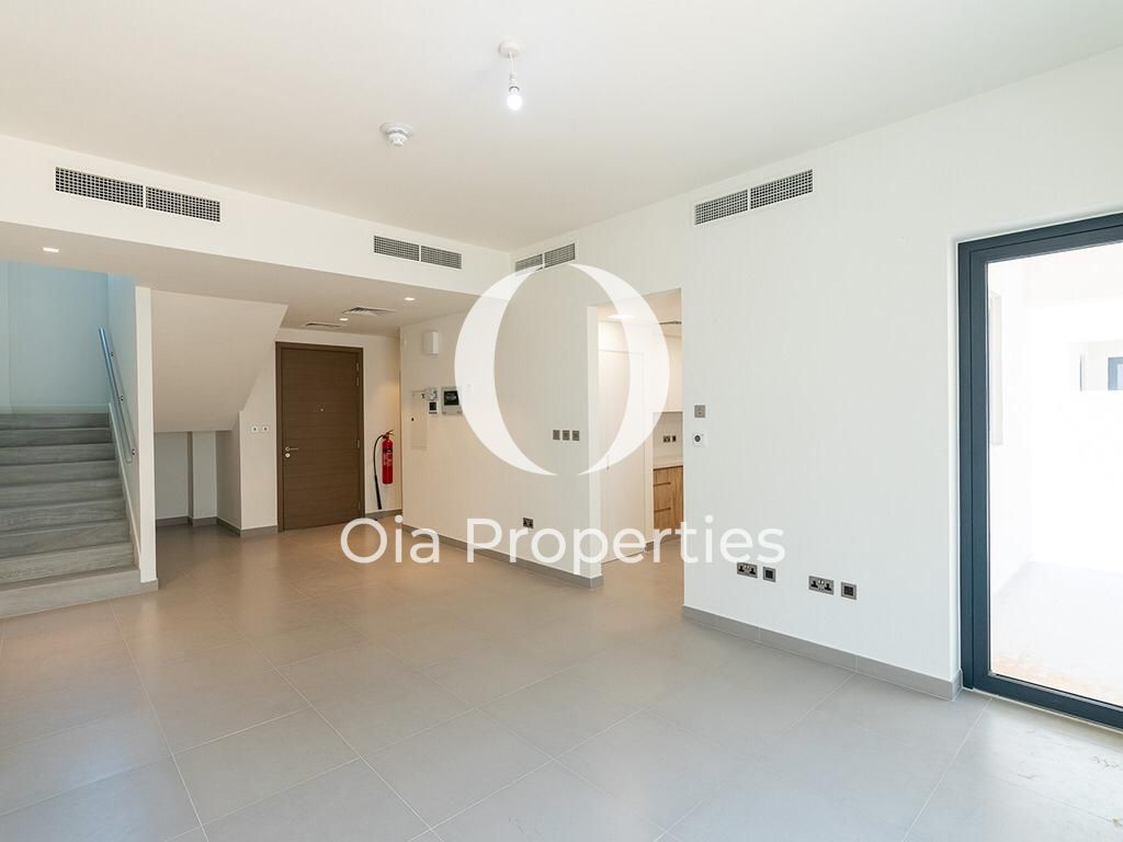 Elite 3BR | Next to Mosque | Fully Furnished