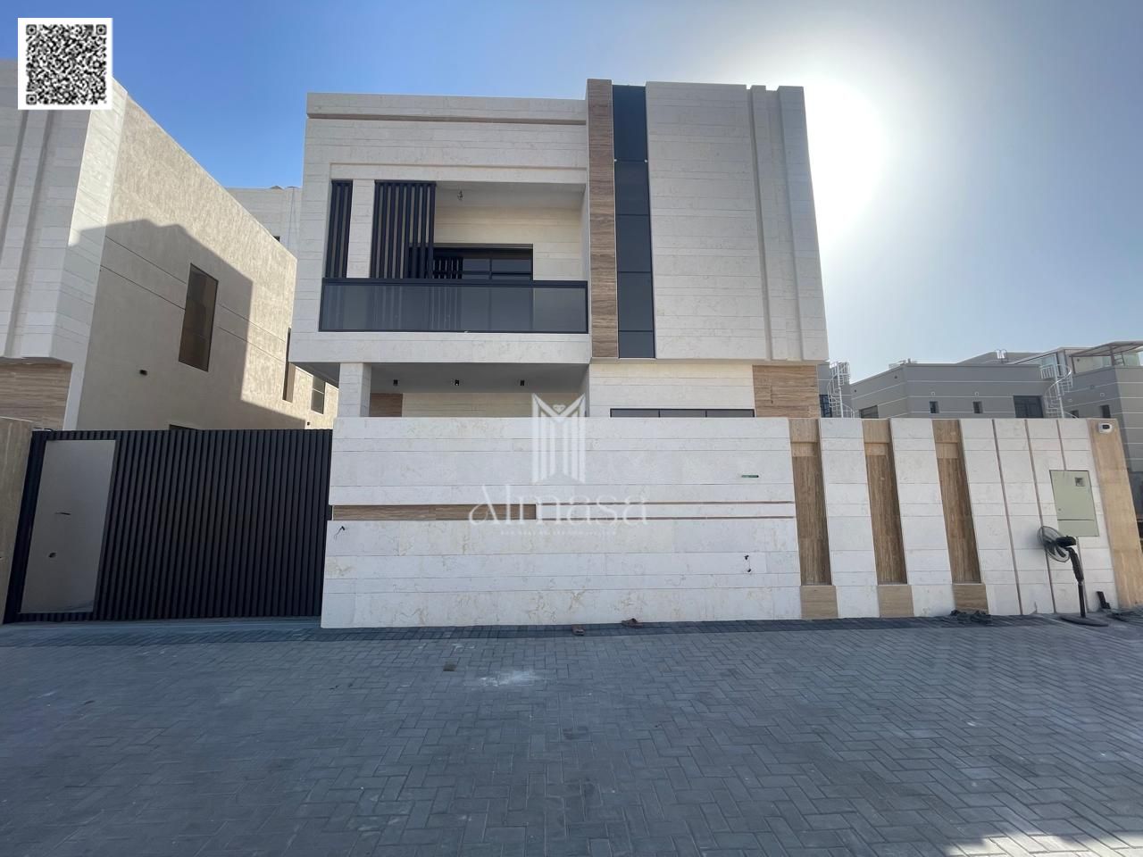 Villa for sale in Al Yasmin area, elegant design and super deluxe finishing, very prime location close to all services.