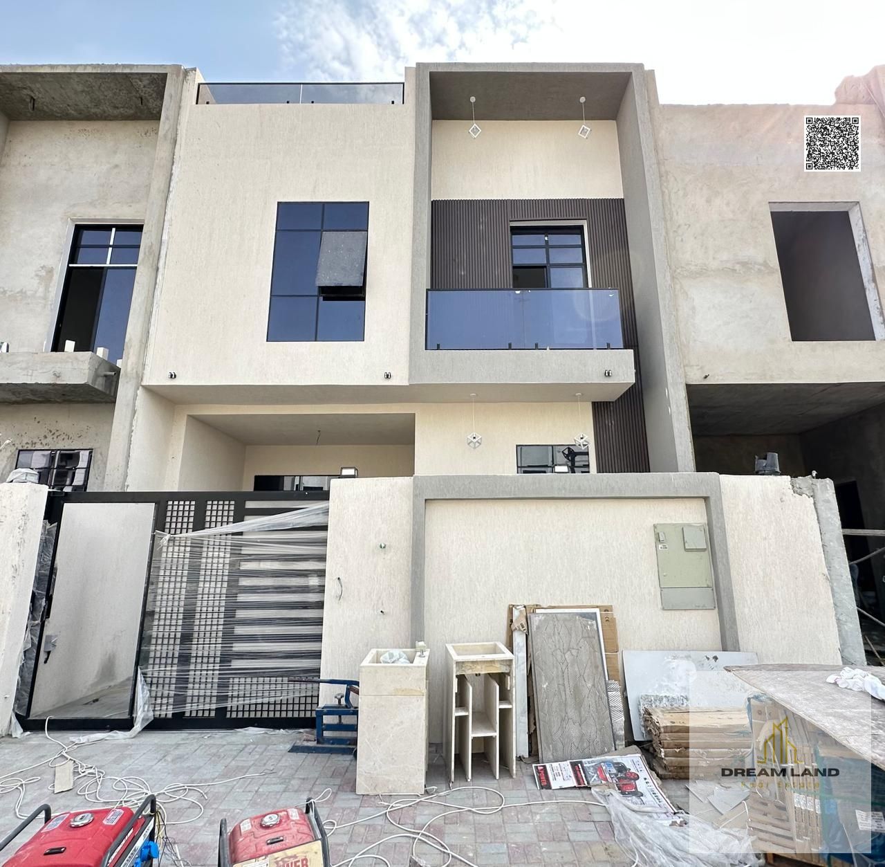 The opportunity of a lifetime to own the villa of your dreams, with free ownership for all nationalities, negotiable, super deluxe finishing
