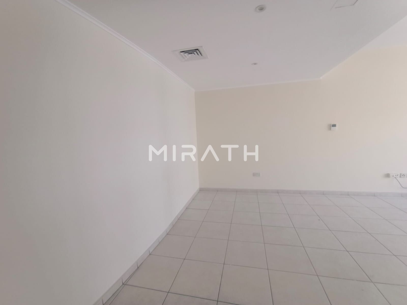CHILLER FREE || CLOSE TO METRO || FAMILY BUILDING
